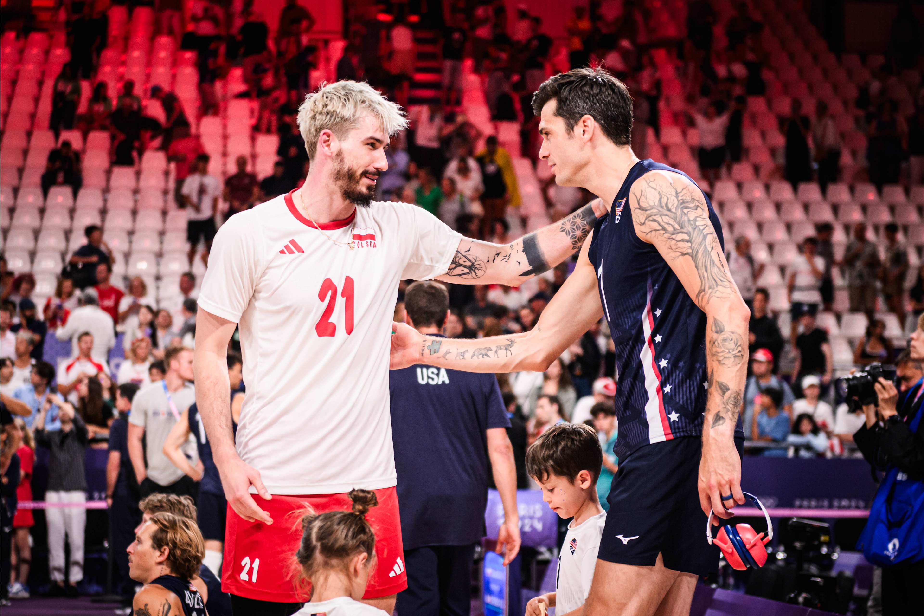 开云平台-波兰队绝杀瑞典队，许昕点燃赛场