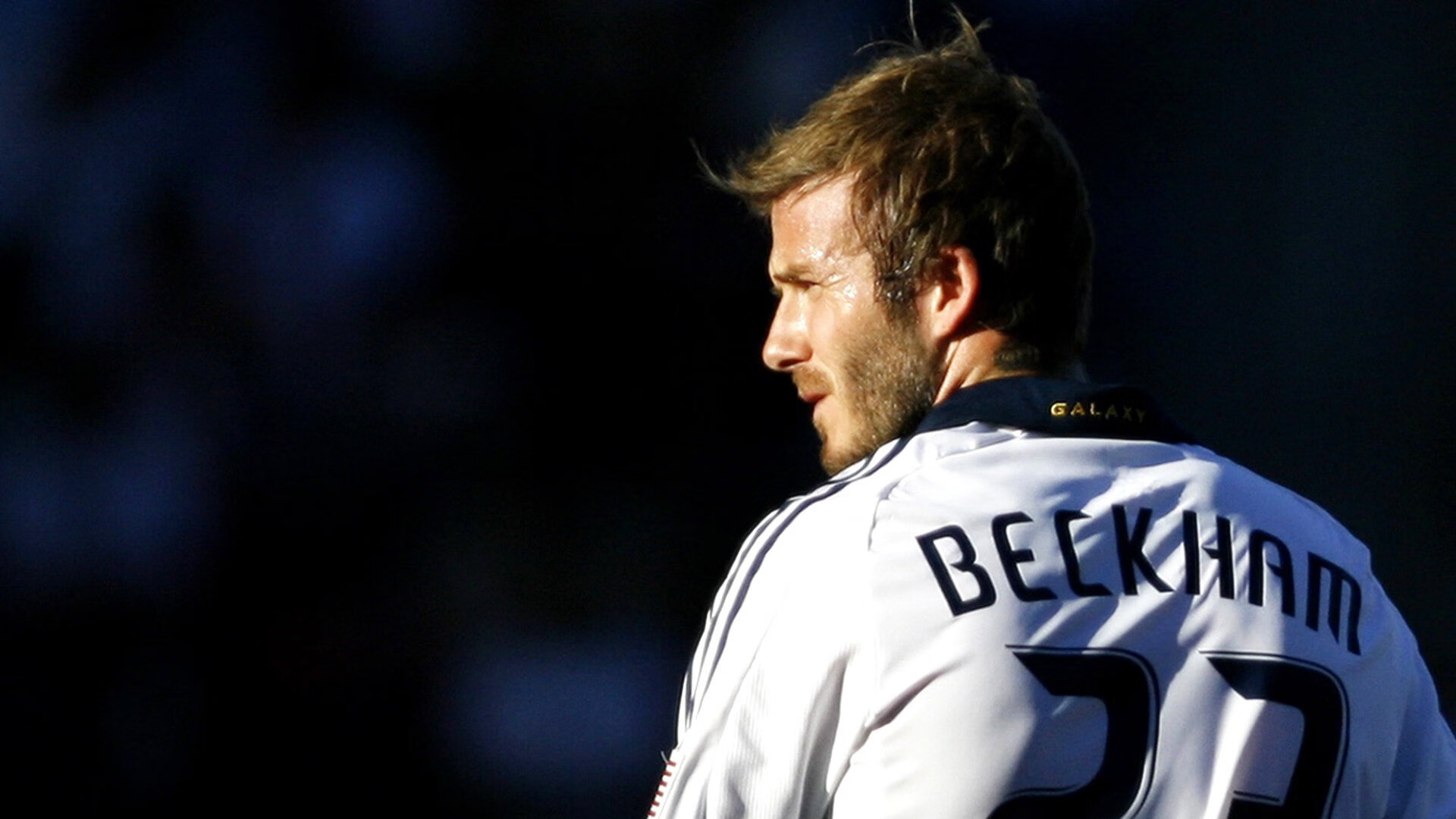 欧冠半决赛焦点战，西班牙强压阿根廷，绿茵场上的文明博弈