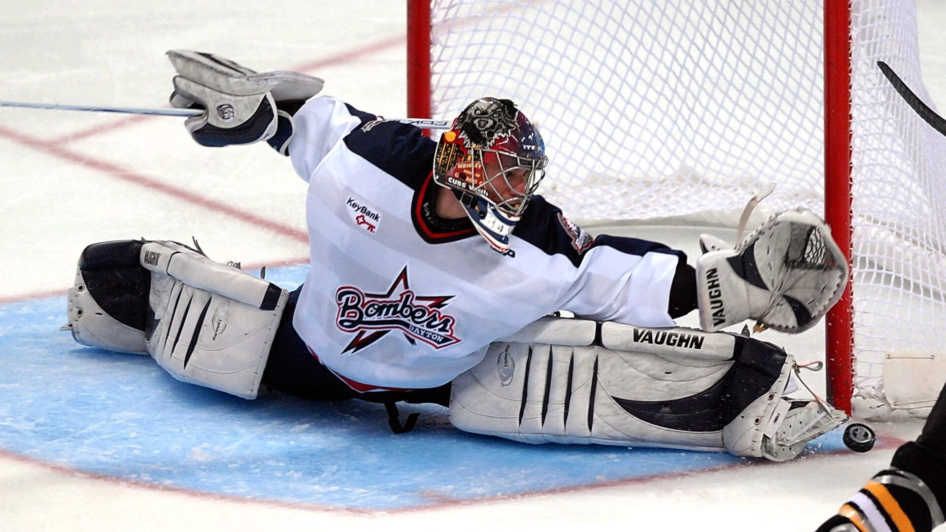 西决生死战焦点战，深圳队制霸骑士，改写CBA历史版图